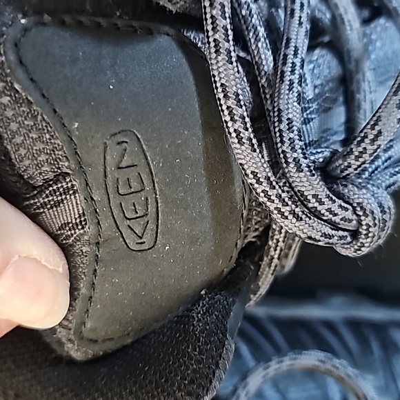 KEEN Men's Oakridge Mid Waterproof Hiking Boots Black/Gray - Picture 4 of 8